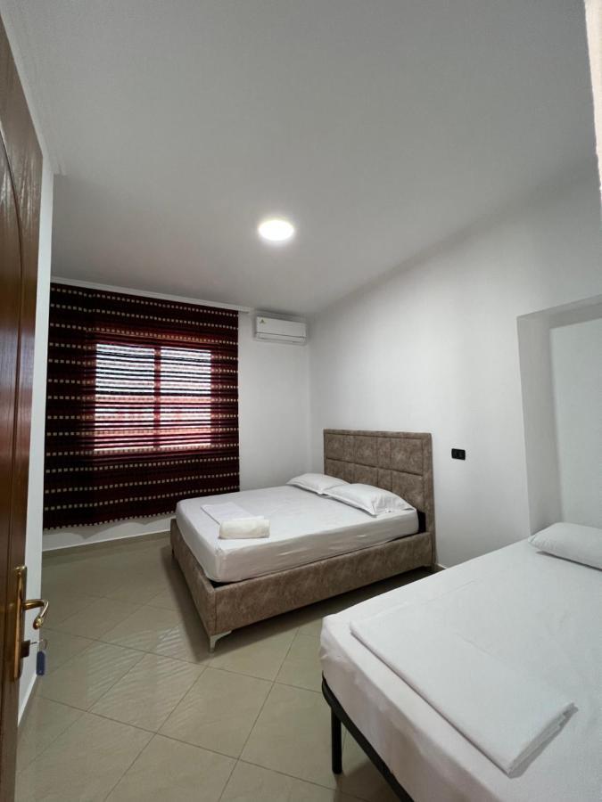 Guest House Il Palazzo Durres Ngoại thất bức ảnh
