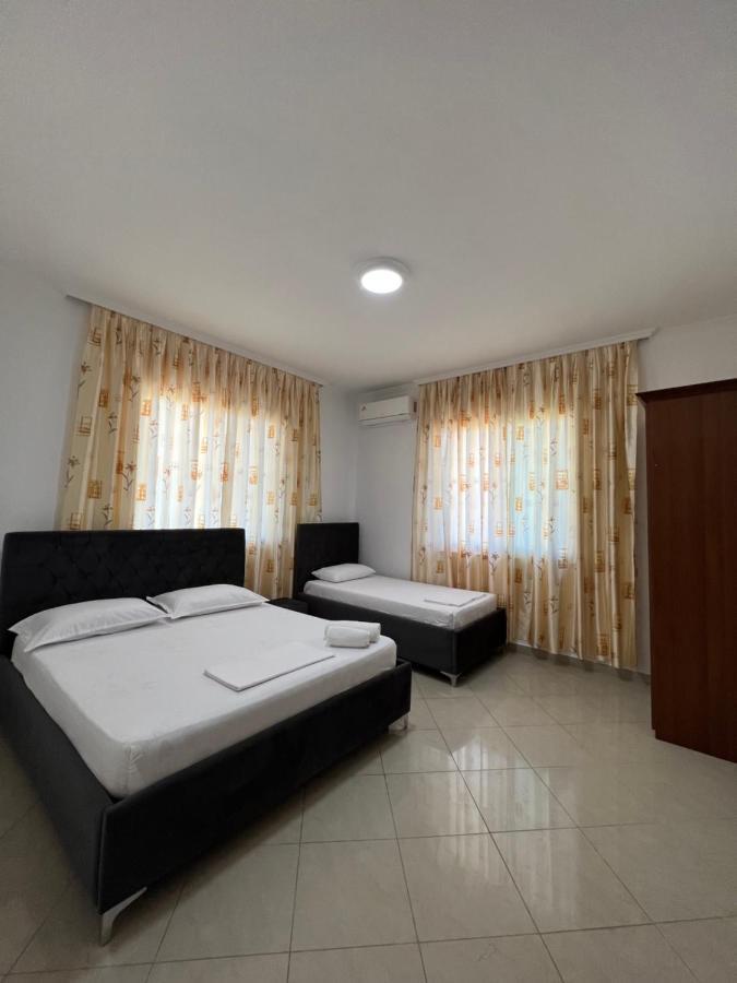Guest House Il Palazzo Durres Ngoại thất bức ảnh