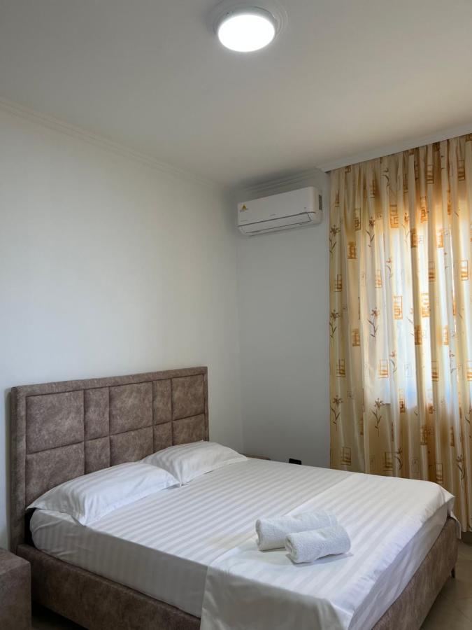 Guest House Il Palazzo Durres Ngoại thất bức ảnh