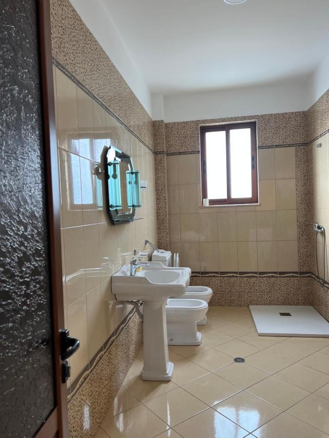 Guest House Il Palazzo Durres Ngoại thất bức ảnh
